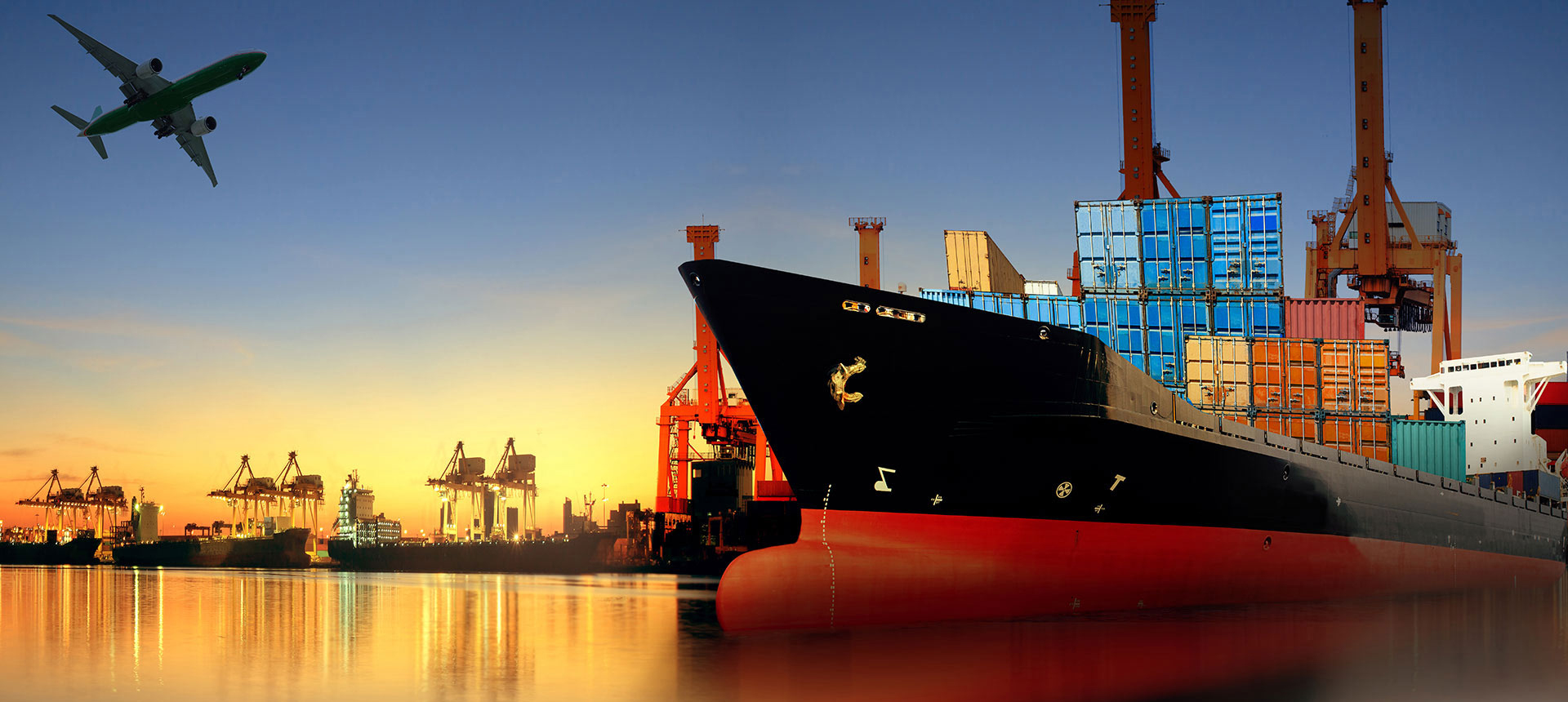 河南港泰重工集團(tuán)港機(jī)事業(yè)部